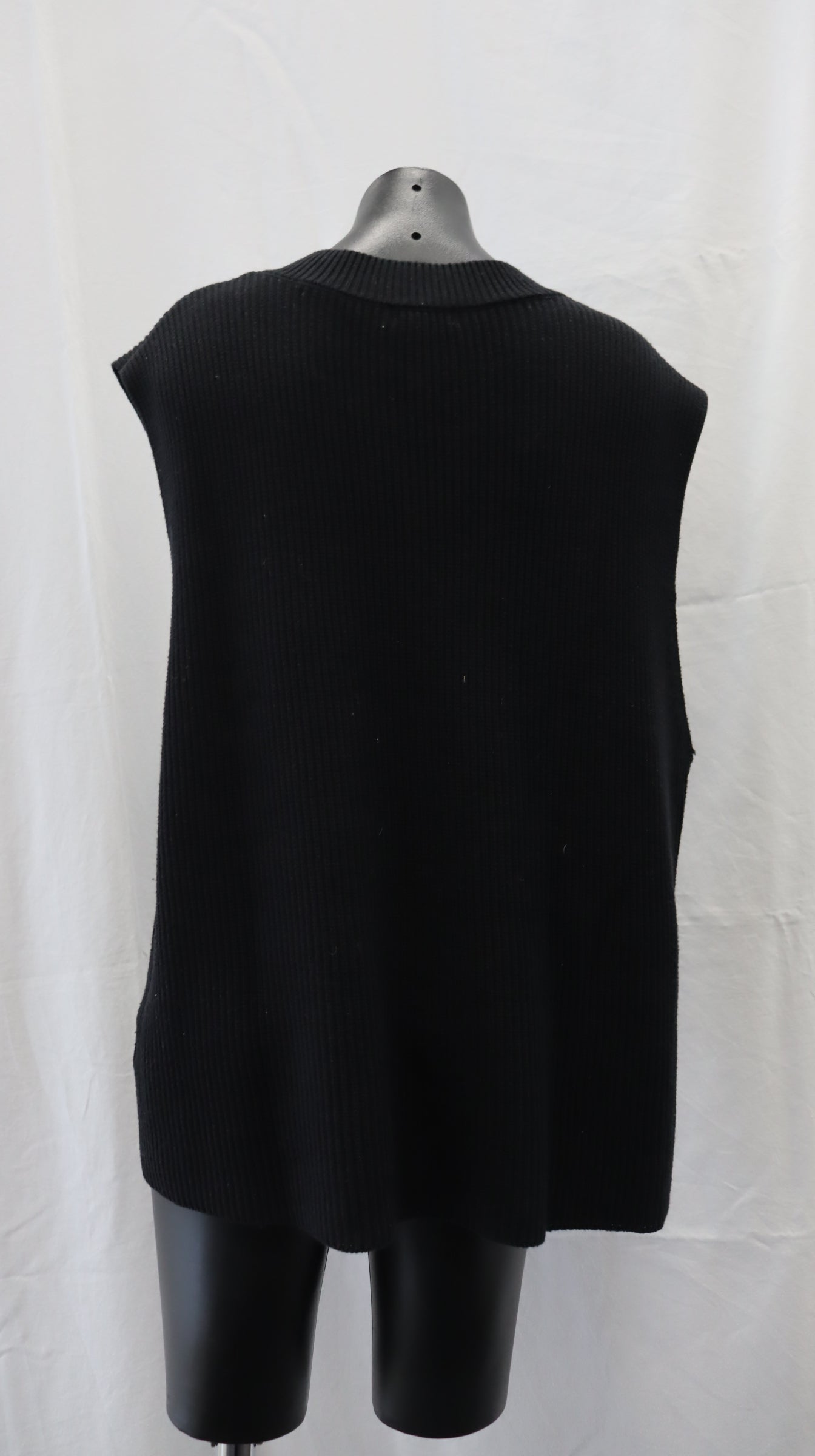 commoners Vest 10