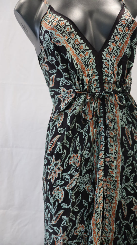 Biddy Bodacious Midi Dress M