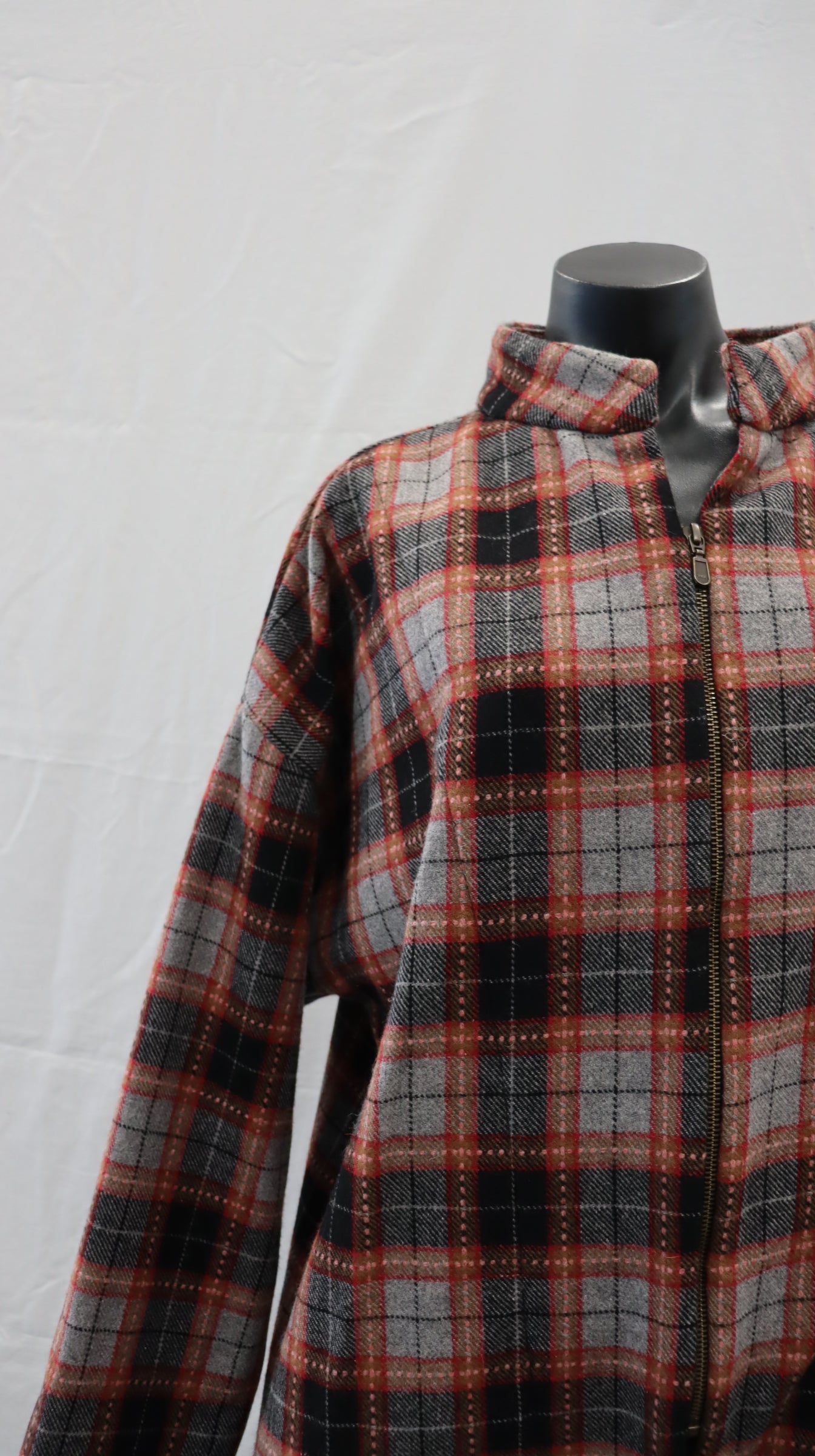 NES Jacket M - L