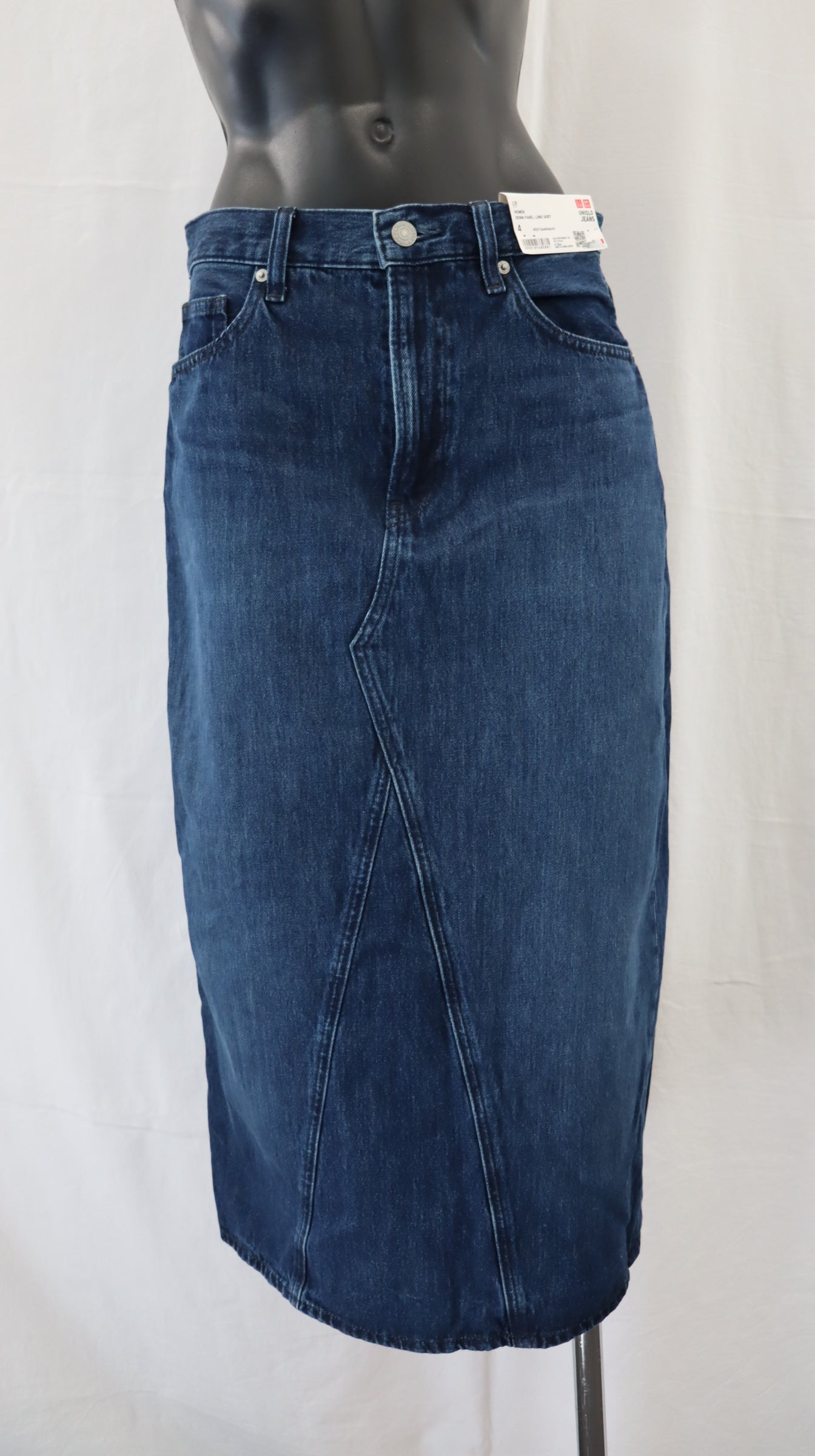 Uniqlo Midi Skirt 8