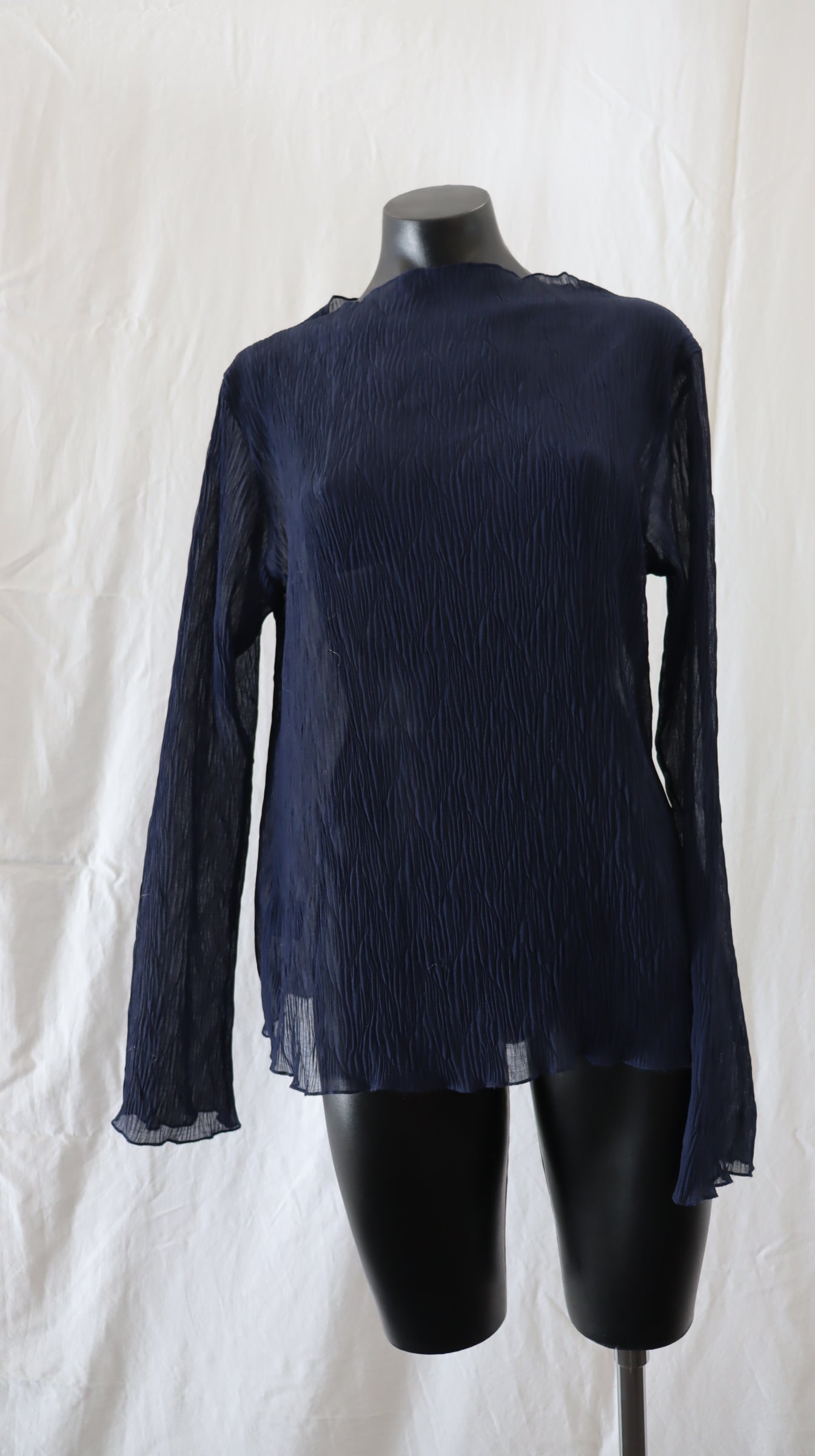 Caitlin Crisp Long Sleeve 14