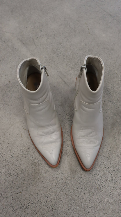 CHAOS & HARMONY Boots 36