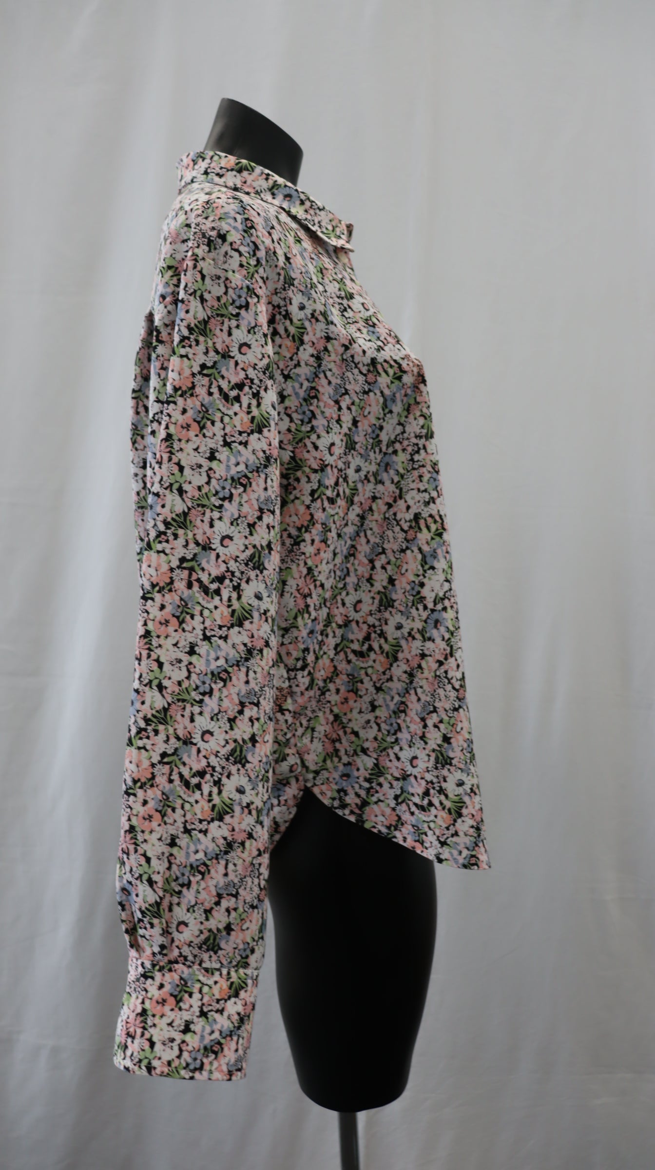 SeeBy Chloe Button Up M - L