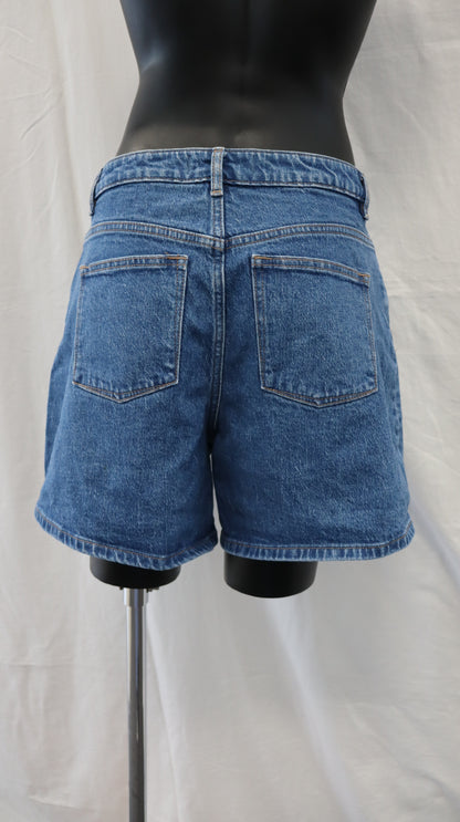 COUNTRY ROAD Shorts 10