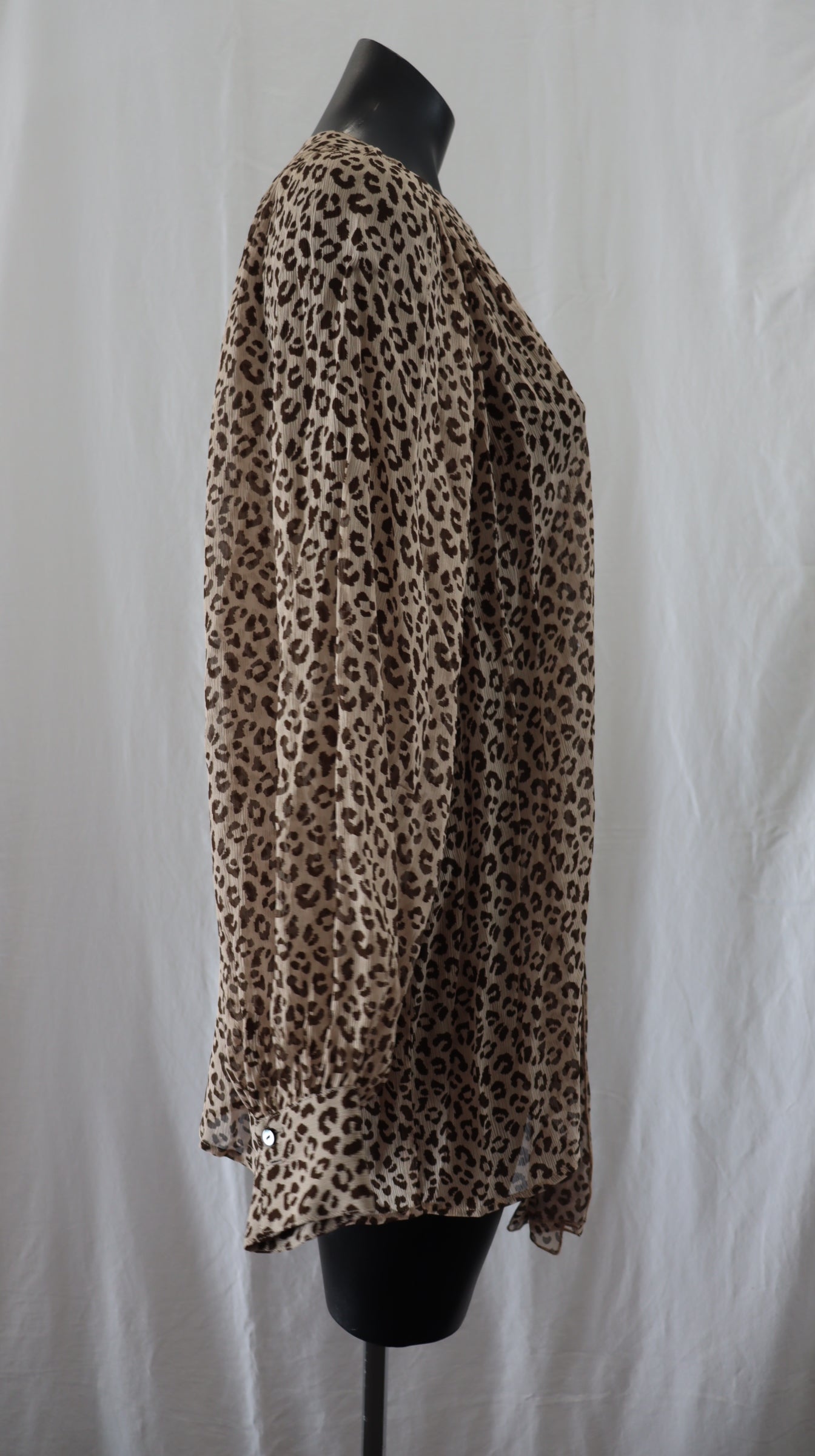STORM Blouse 10