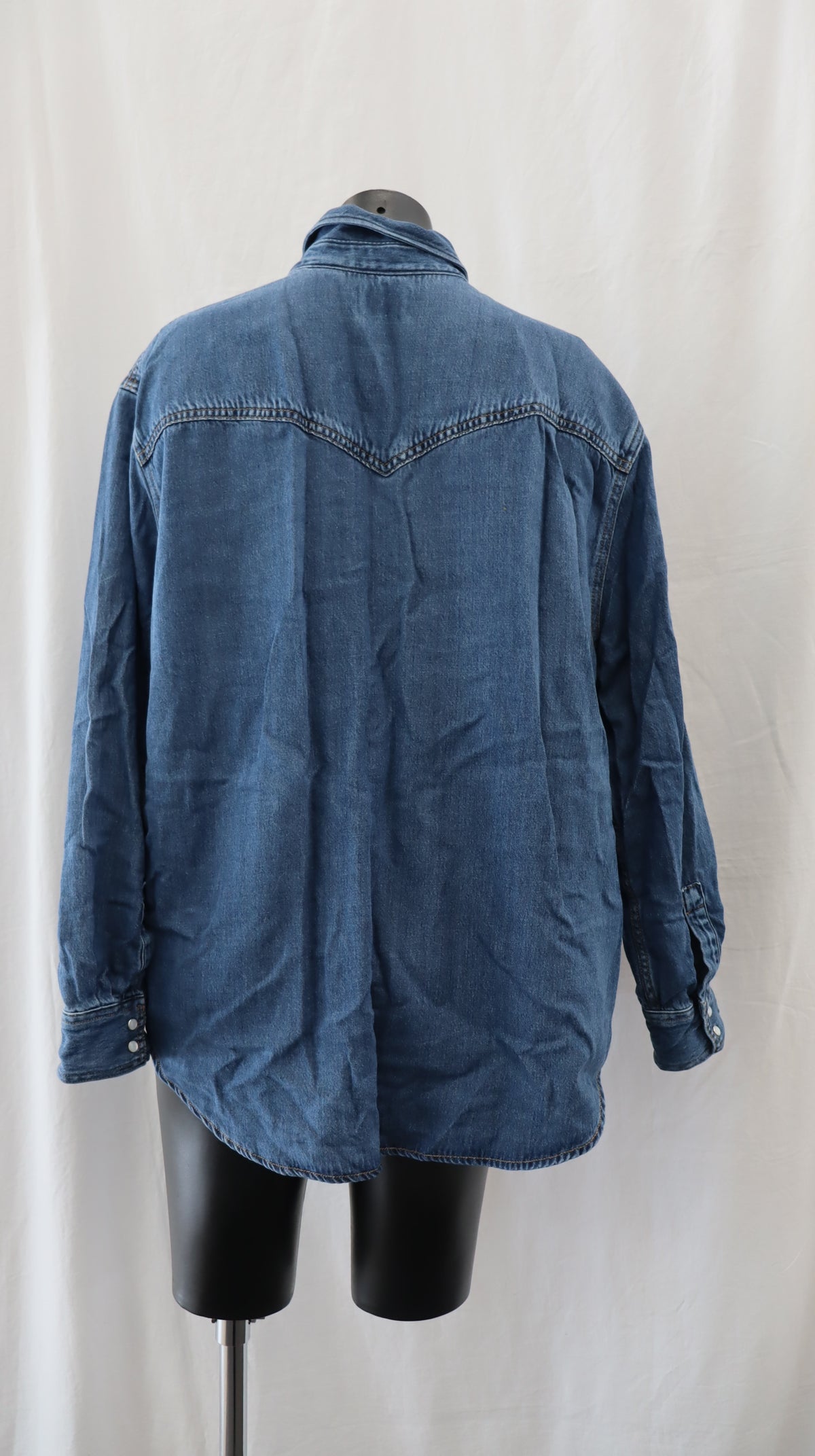 Levi Strauss & CO Button Up XL