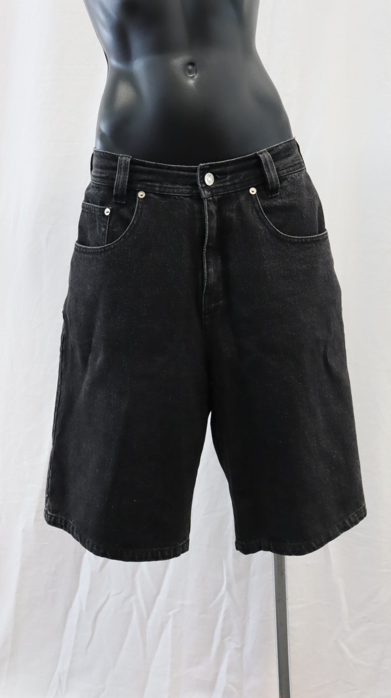 nakedvice Shorts M