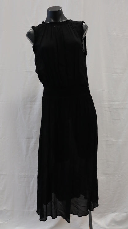 M A X Maxi Dress 14