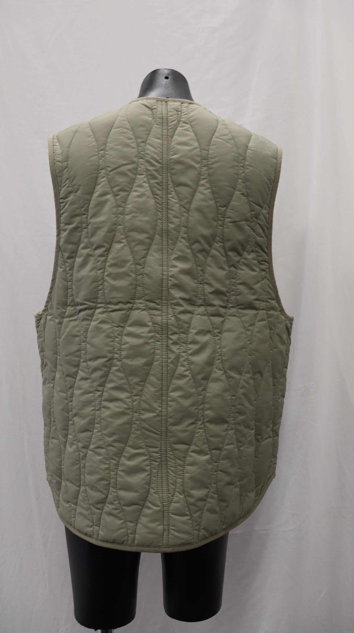 S U P E R E T T E Vest ONE SIZE