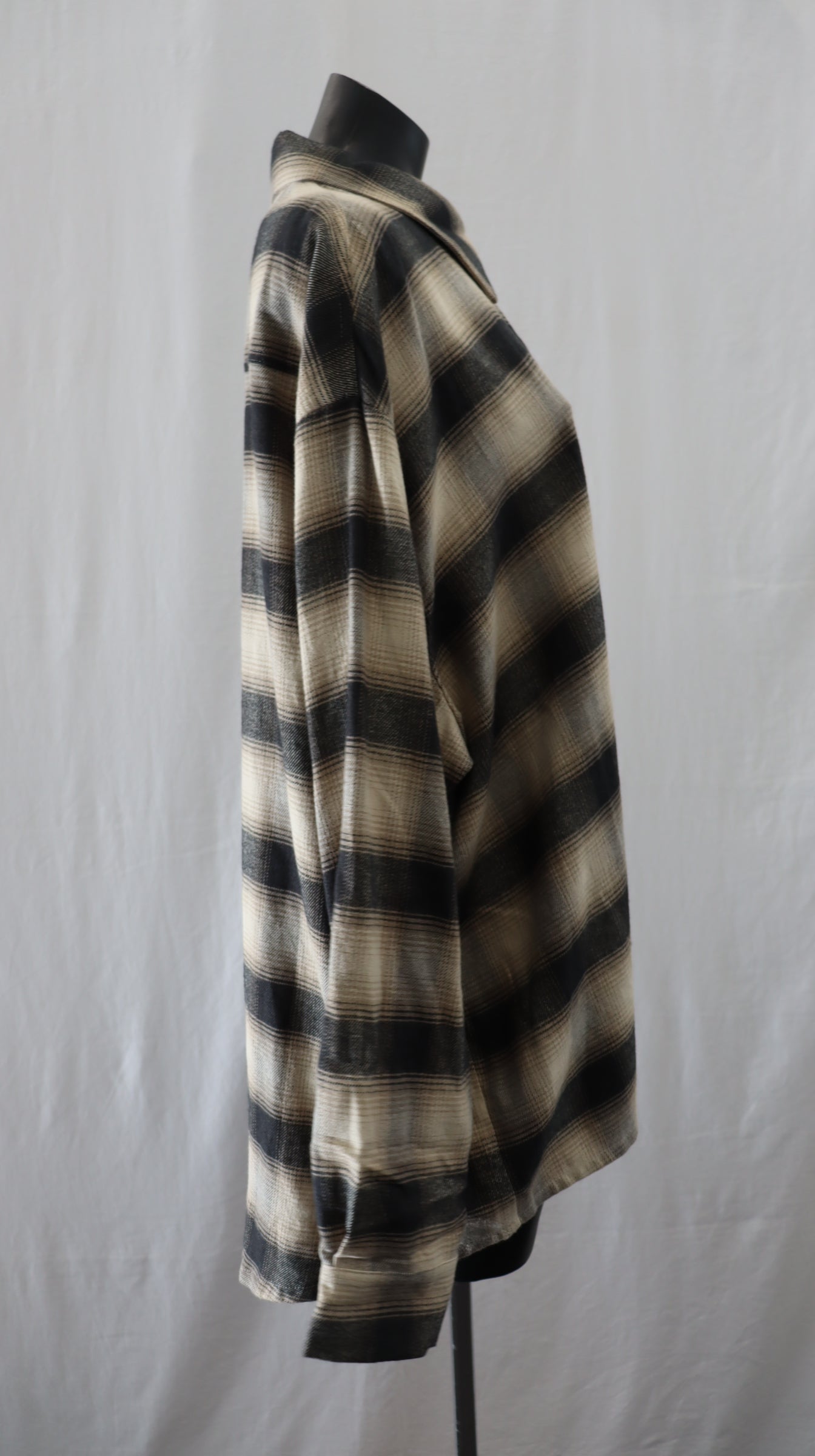 Beiged Button Up L