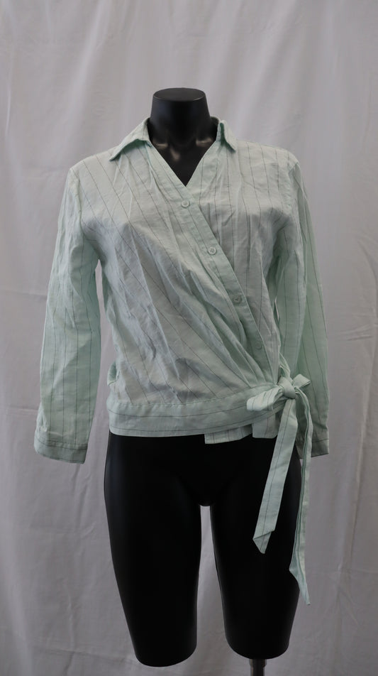 november Button Up xs