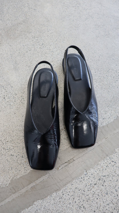 DEADLY PONIES Flats 40