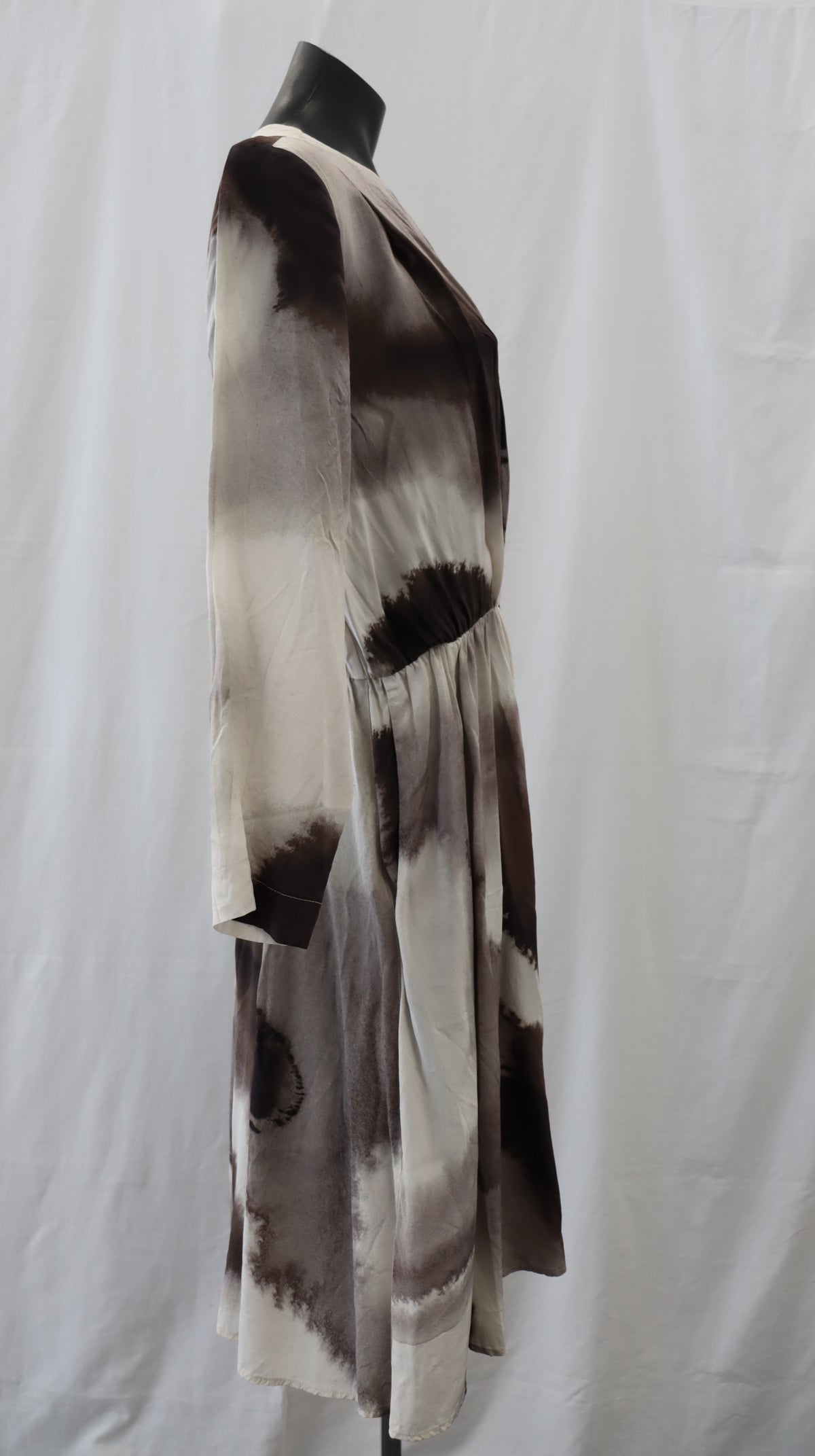 juliette hogan Midi Dress 12