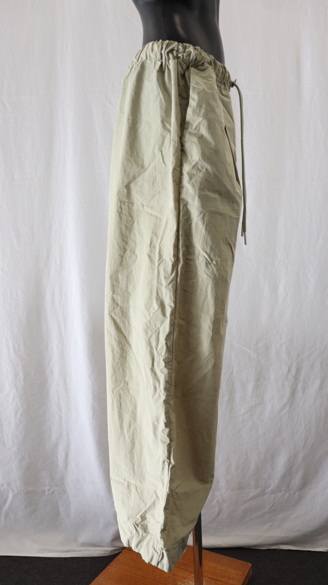 seed Pants 10