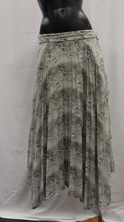 C & M | CAMILLA AND MARC Maxi Skirt 12