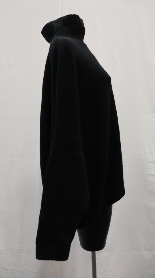 moochi Knit L