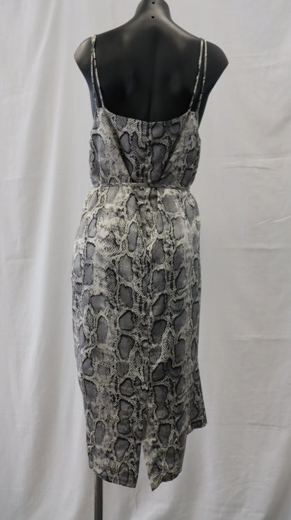 moochi Midi Dress 12