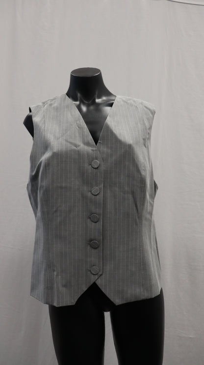 remain Vest 14