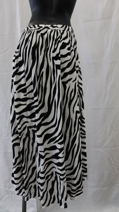 Saffron Road Maxi Skirt M - L