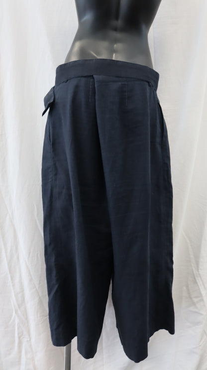 M A X Pants 14