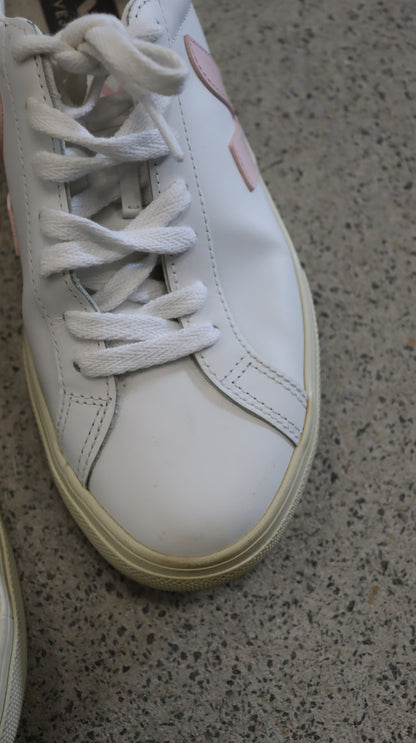 VEJA Sneaker 38