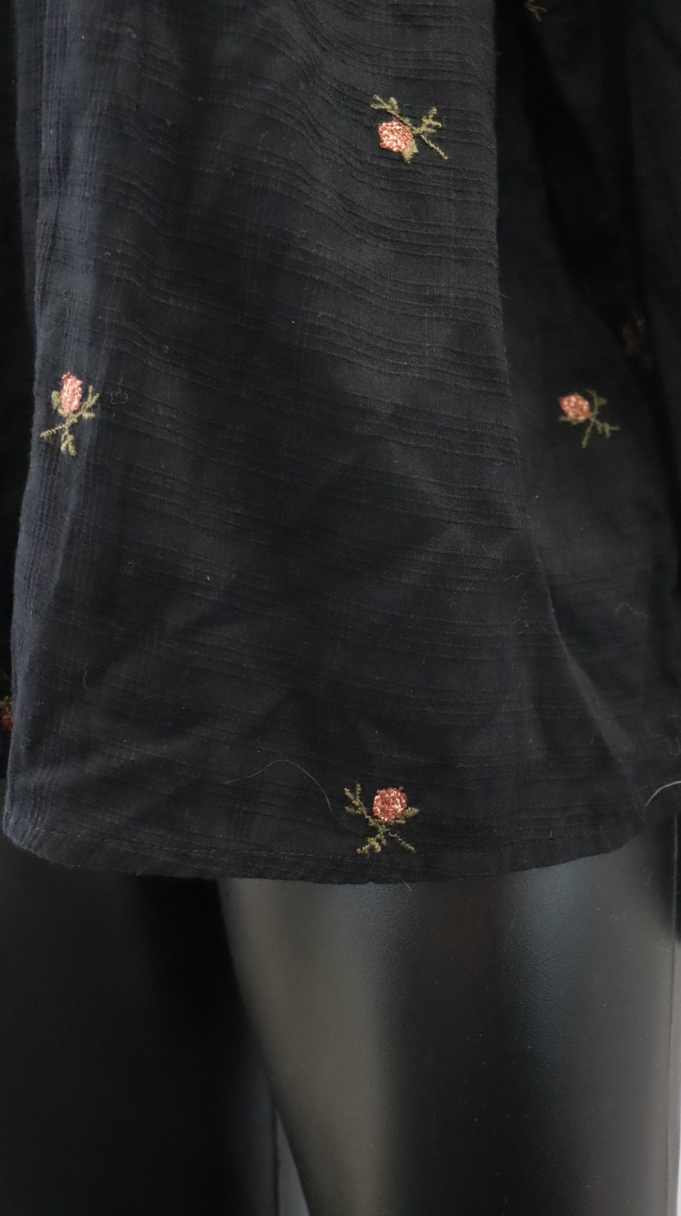 Indi & Cold Button Up XL