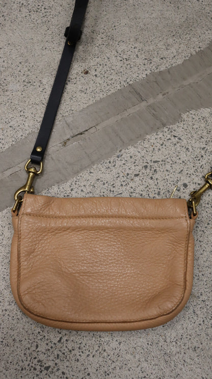 Yu Mei handbag N/A