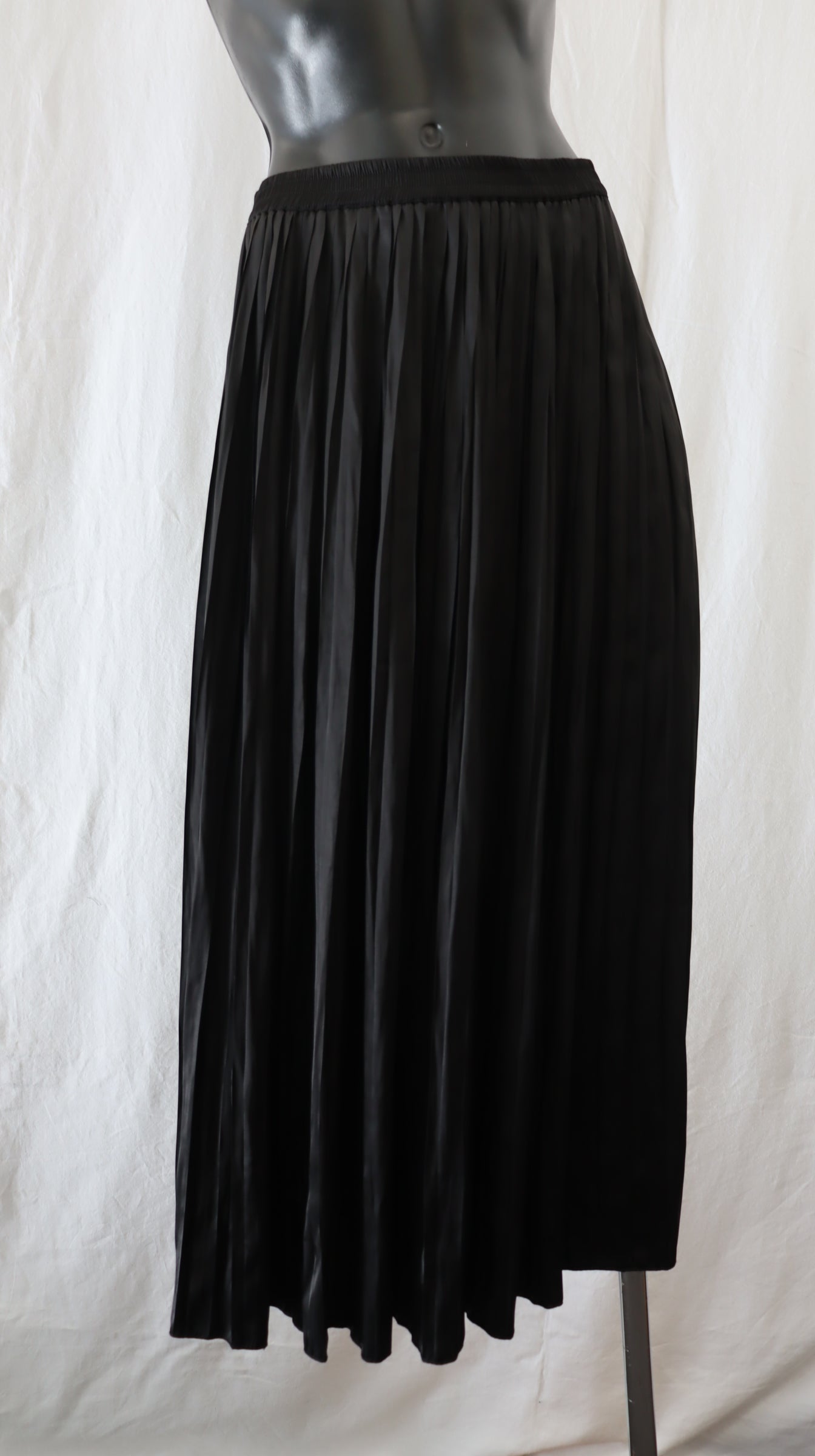 M A X Maxi Skirt 8
