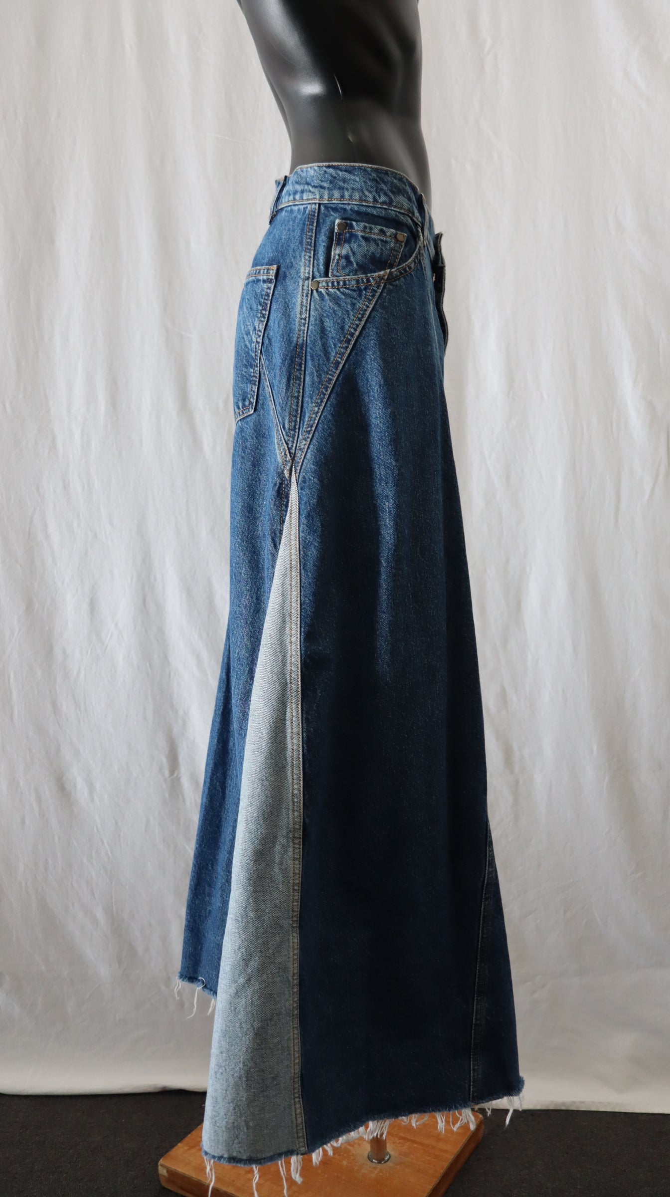 ZARA Maxi Skirt L