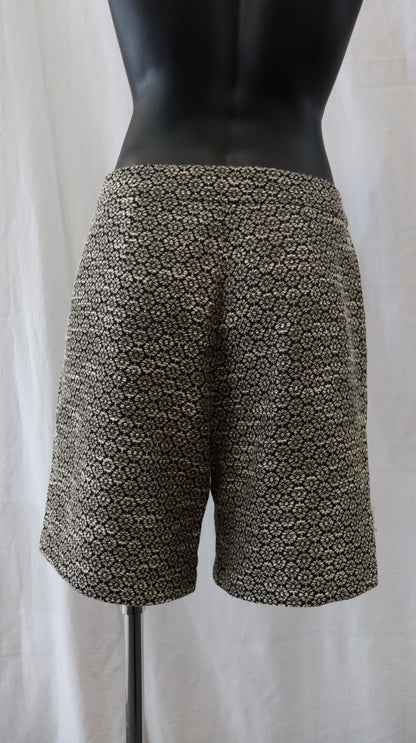 INGRID STARNES Shorts 10