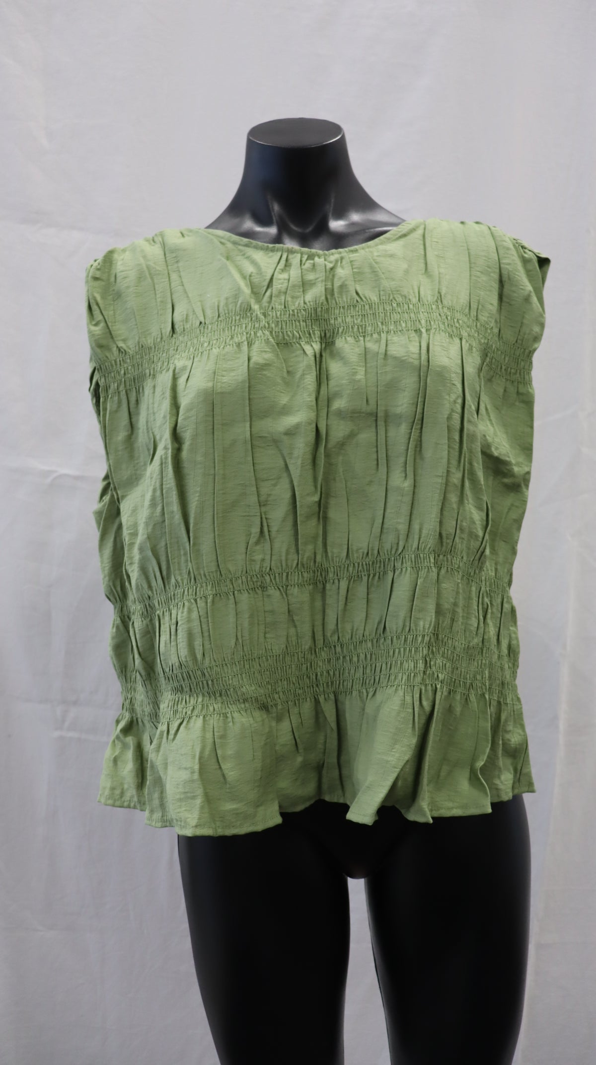 H & M Top L