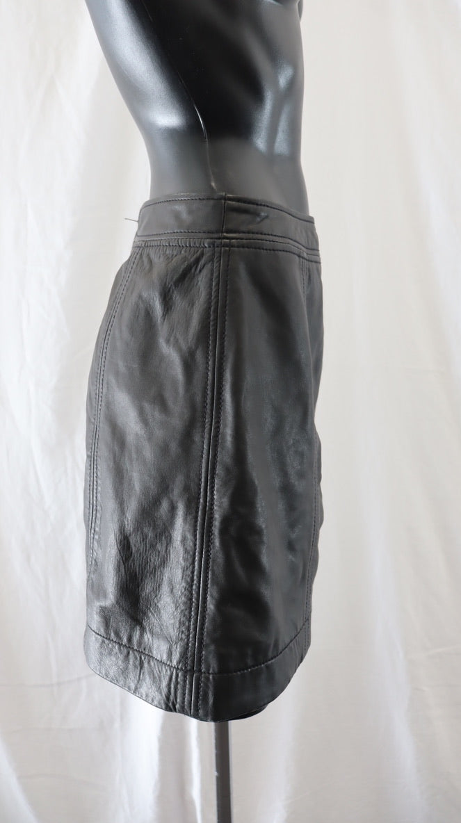 KOOKAI Mini Skirt xs