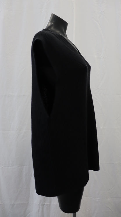 commoners Vest 10