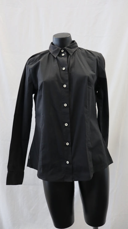World Button Up M