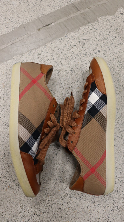 Burberry Sneaker 39