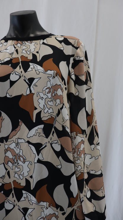 juliette hogan Midi Dress 12