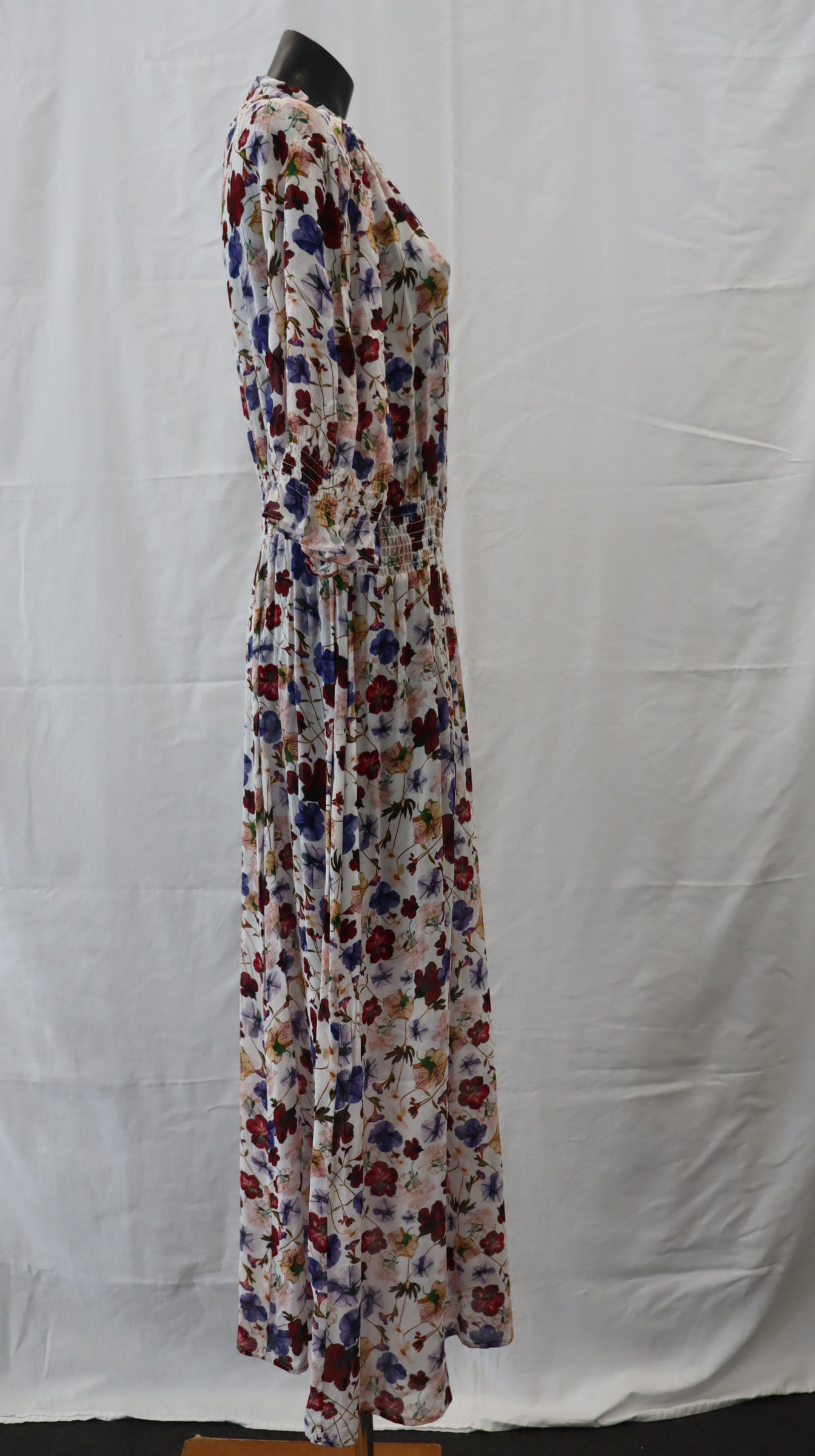 M A X Maxi Dress 18