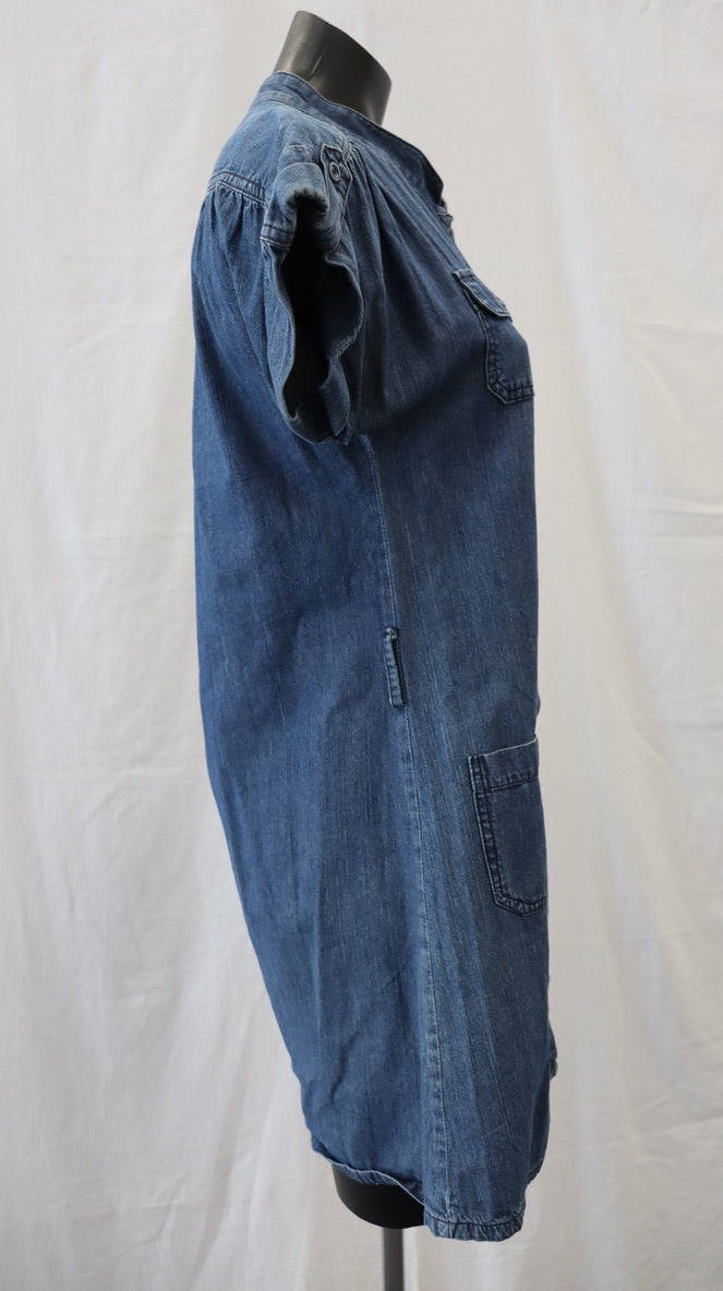 M A X Mini Dress 10