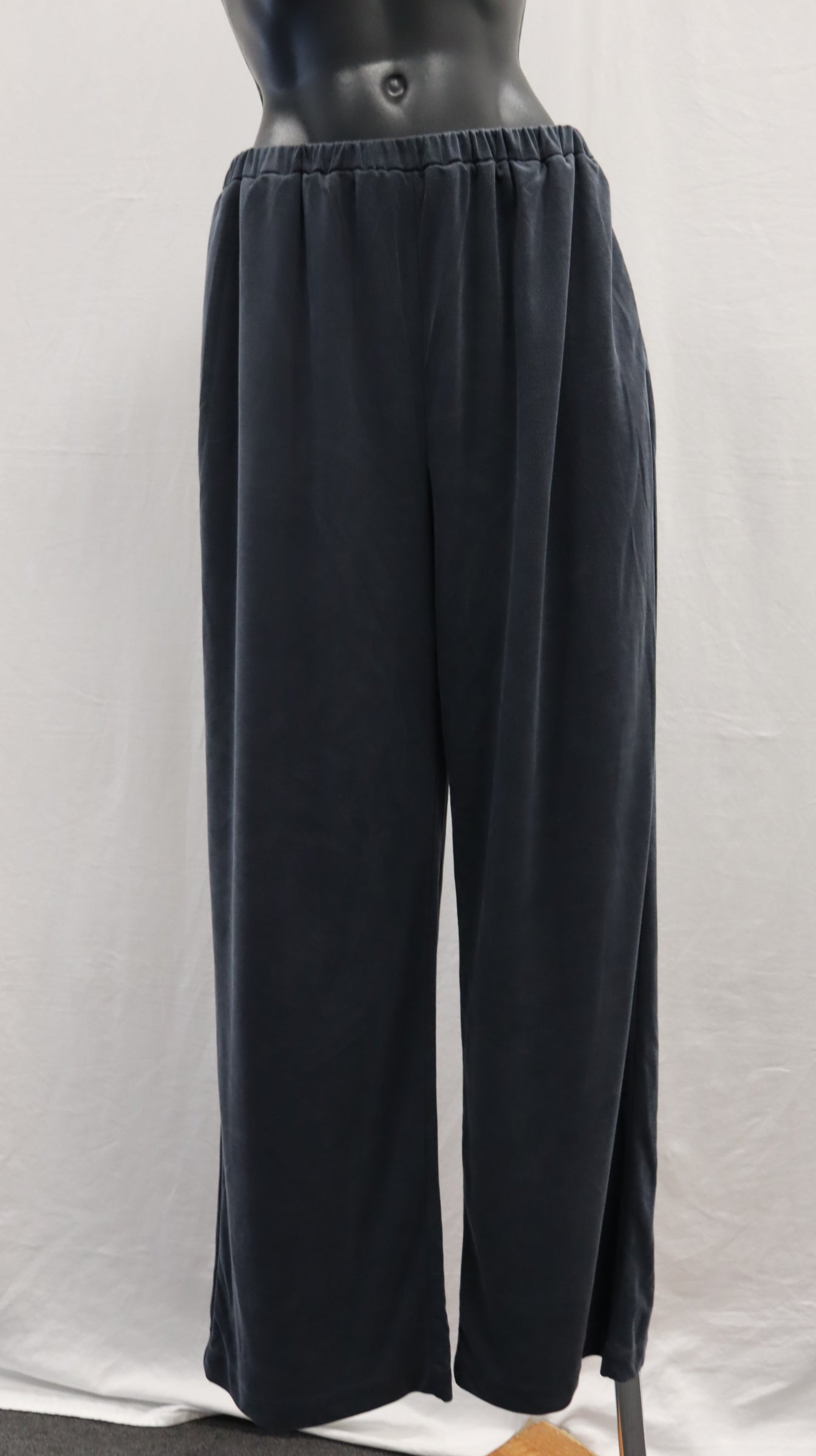 S U P E R E T T E Pants 10