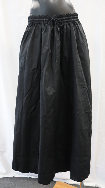 M A X Maxi Skirt M