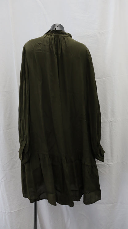 juliette hogan Midi Dress 14