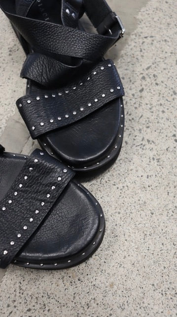MI PIACI Sandals 36