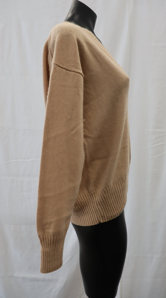 M A X Knit xs