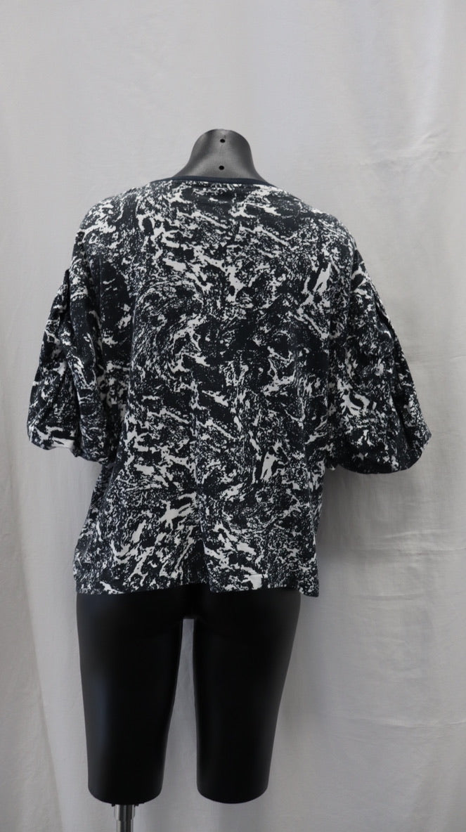 kowtow Tee S