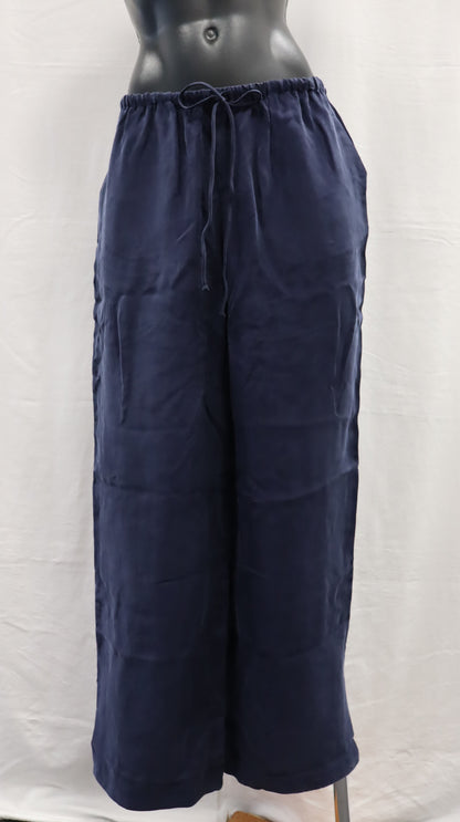 nude lucy Pants M