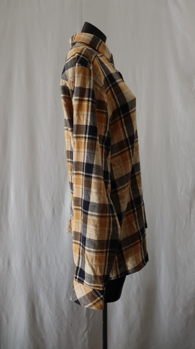 JUST ANOTHER FISHERMAN Button Up Mens L