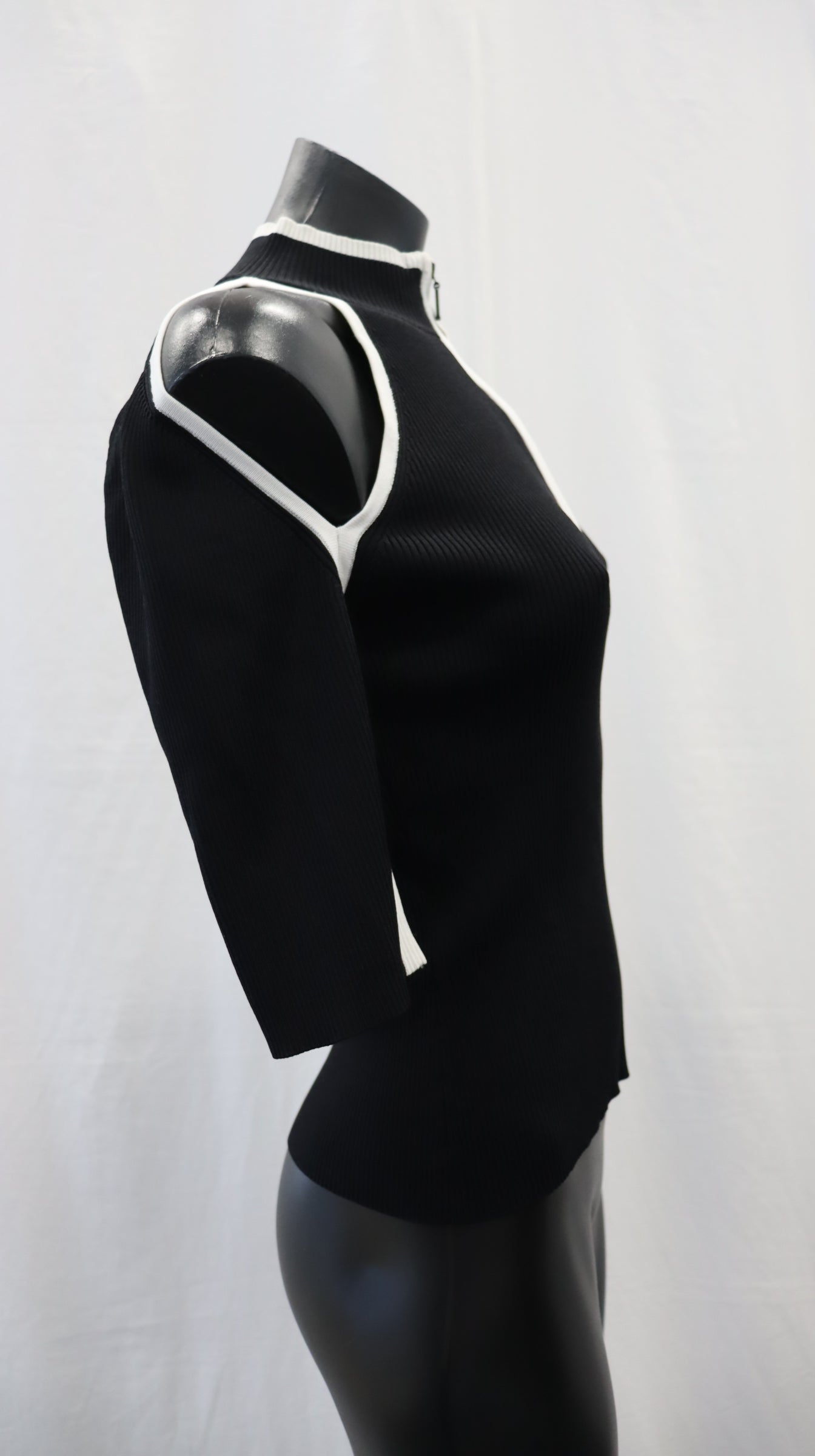 CUE Top M
