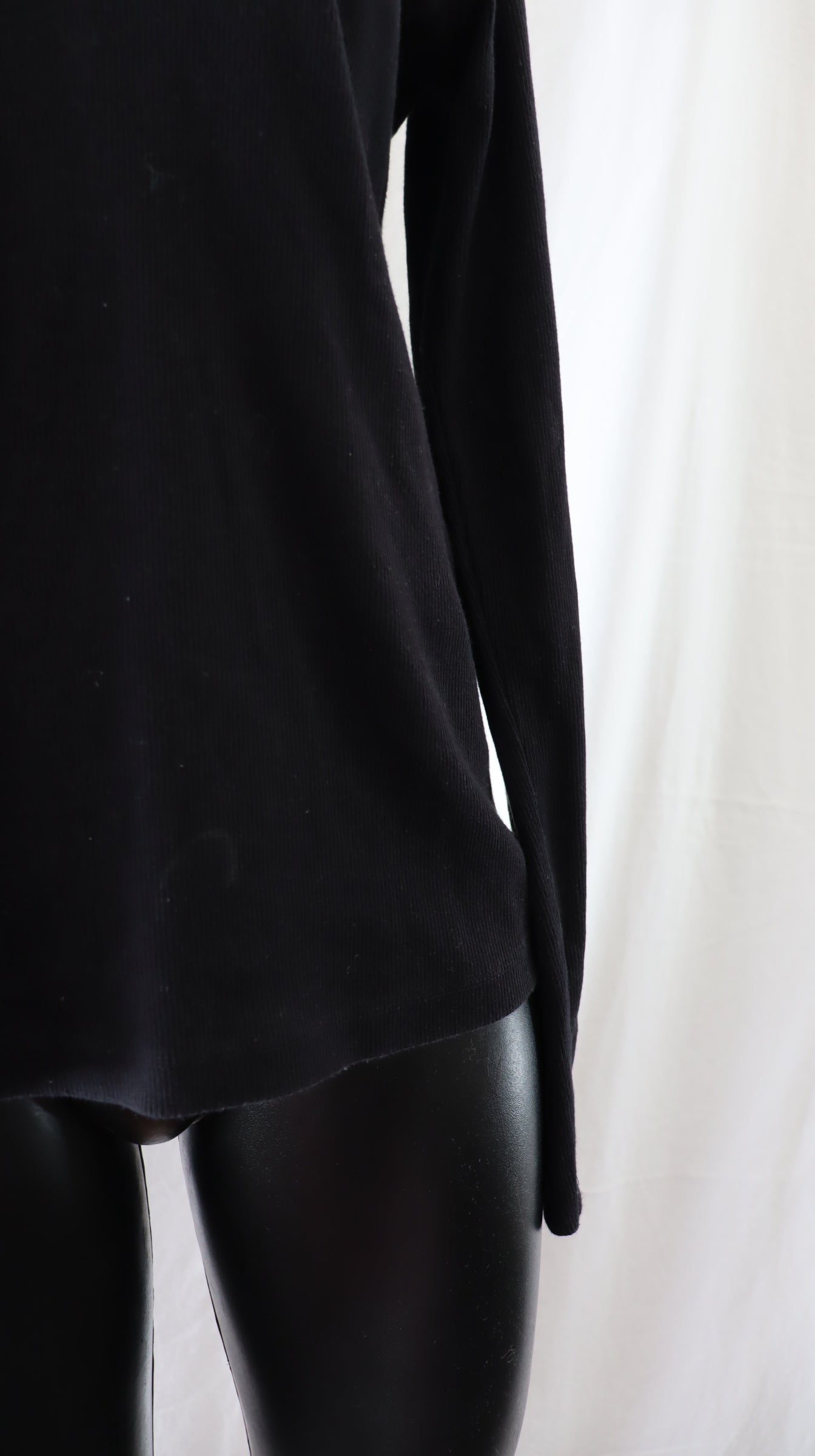 Caitlin Crisp Long Sleeve 14