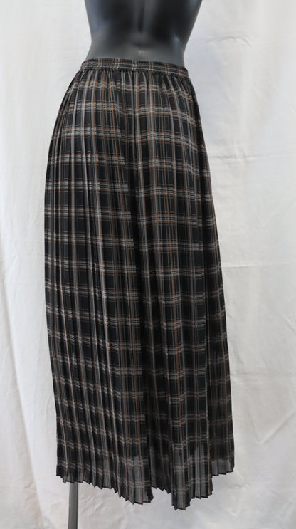M A X Maxi Skirt 10