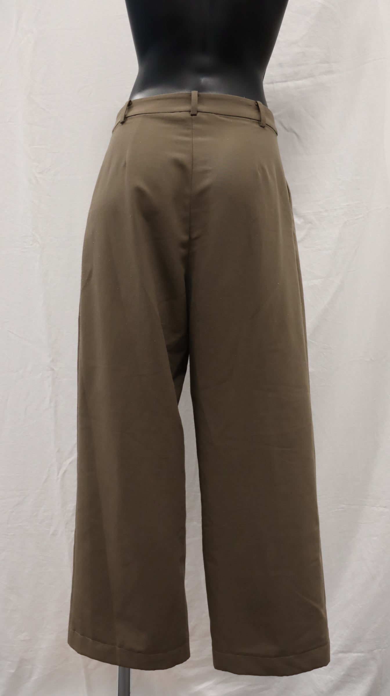 VIKTORIA WOODS Pants 6
